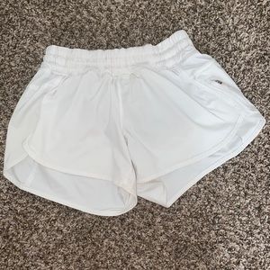 lululemon tracker shorts